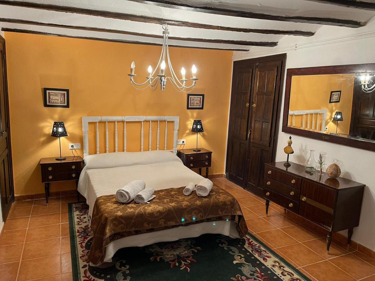 Casa Rural Vicenta 1750 Albentosa Bagian luar foto