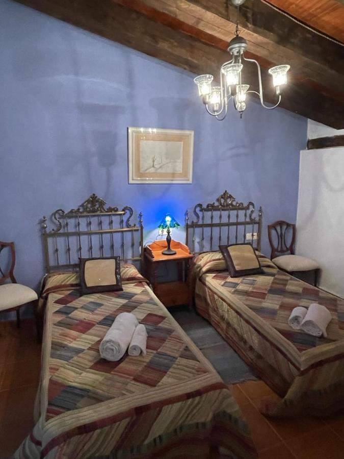 Casa Rural Vicenta 1750 Albentosa Bagian luar foto