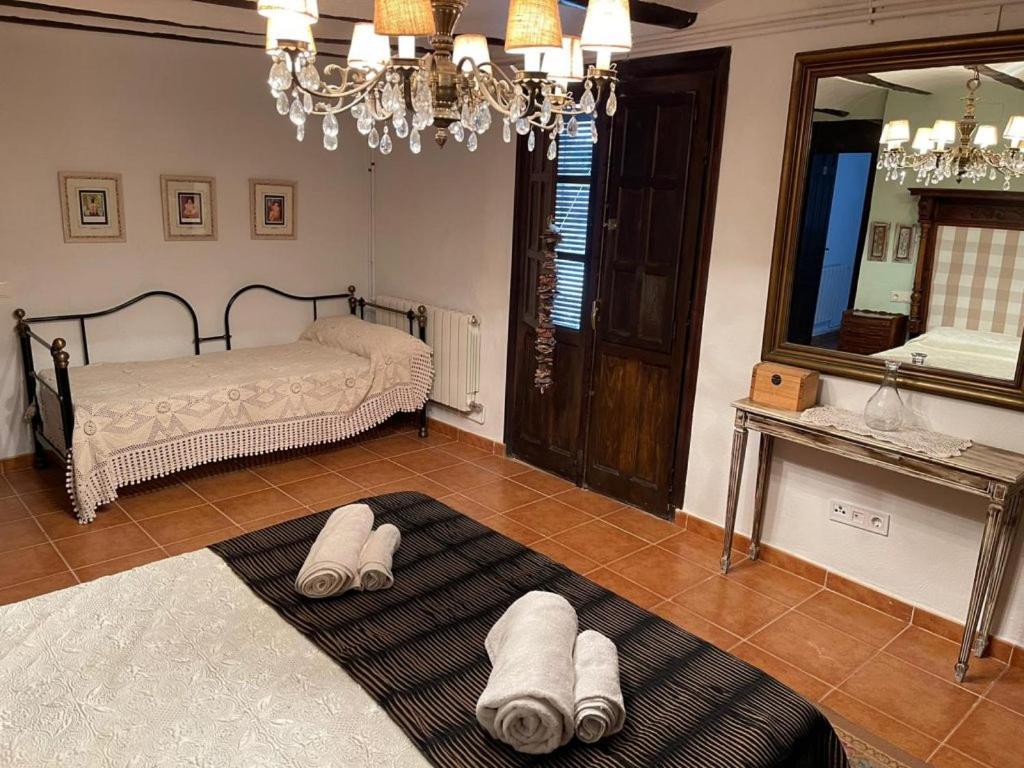 Casa Rural Vicenta 1750 Albentosa Bagian luar foto