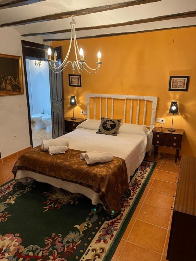 Casa Rural Vicenta 1750 Albentosa Bagian luar foto
